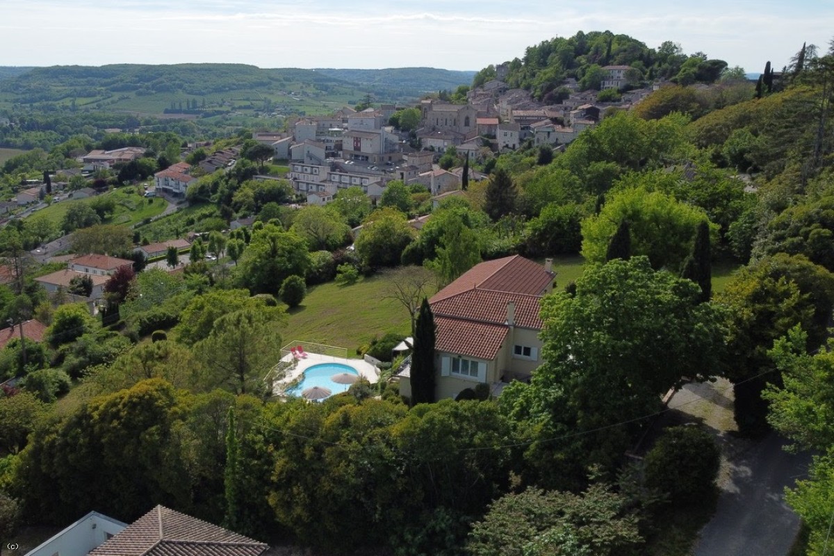Beautiful renovated house in Penne d´Agenais