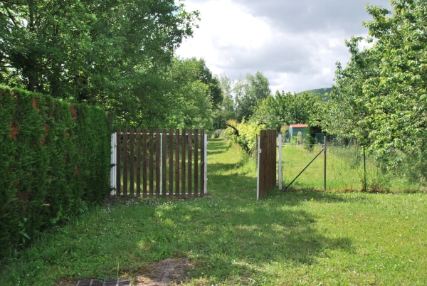 Propriété avec accès au Lot, piscine et maison d’amis