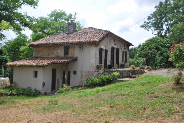 Maison de campagne avec piscine et 3ha de terrain