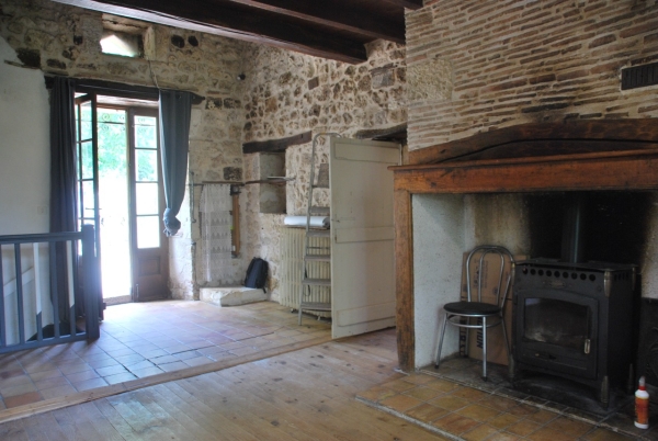 Maison de campagne avec piscine et 3ha de terrain