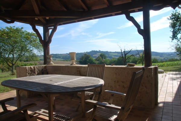 Grande Maison de Campagne avec Pigeonnier, grange et piscine