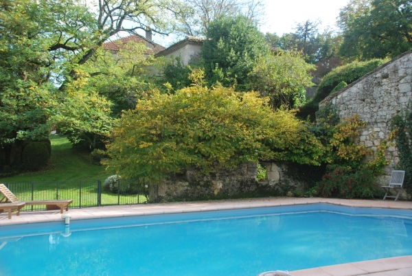 Beautiful country property with swimming pool and superb views