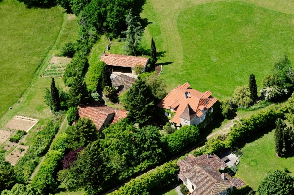 Authentiek landgoed met bijgebouw in Quercy Blanc